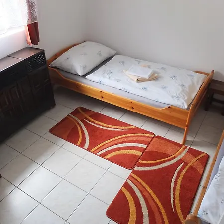 Apartament Osho Vendeghaz *